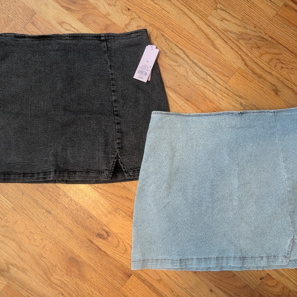 NWT Target Black and Light Blue Women's Denim Mini Skirt Set Size 18